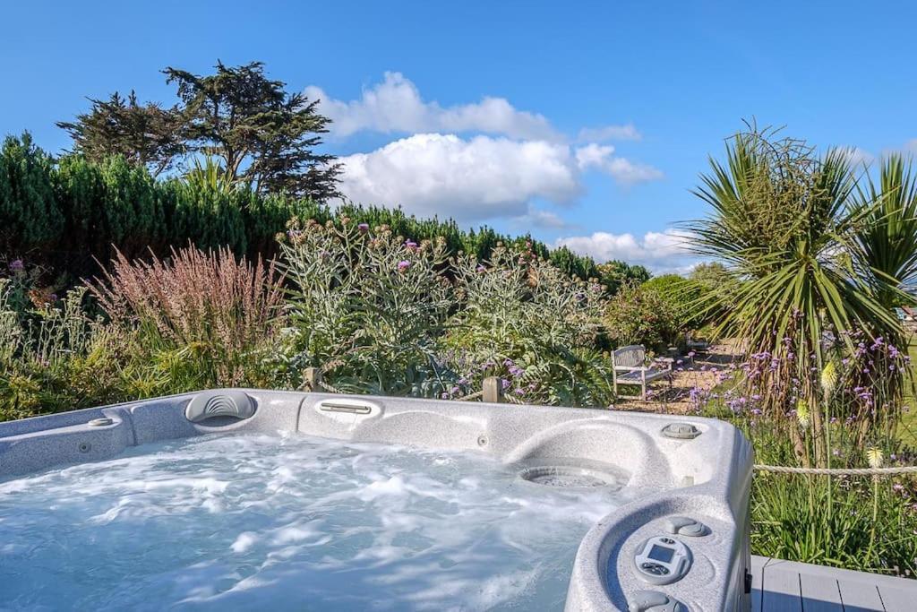 Villa The Beach House-Devon- On The Beach- Sleeps 20 Exmouth Exterior foto